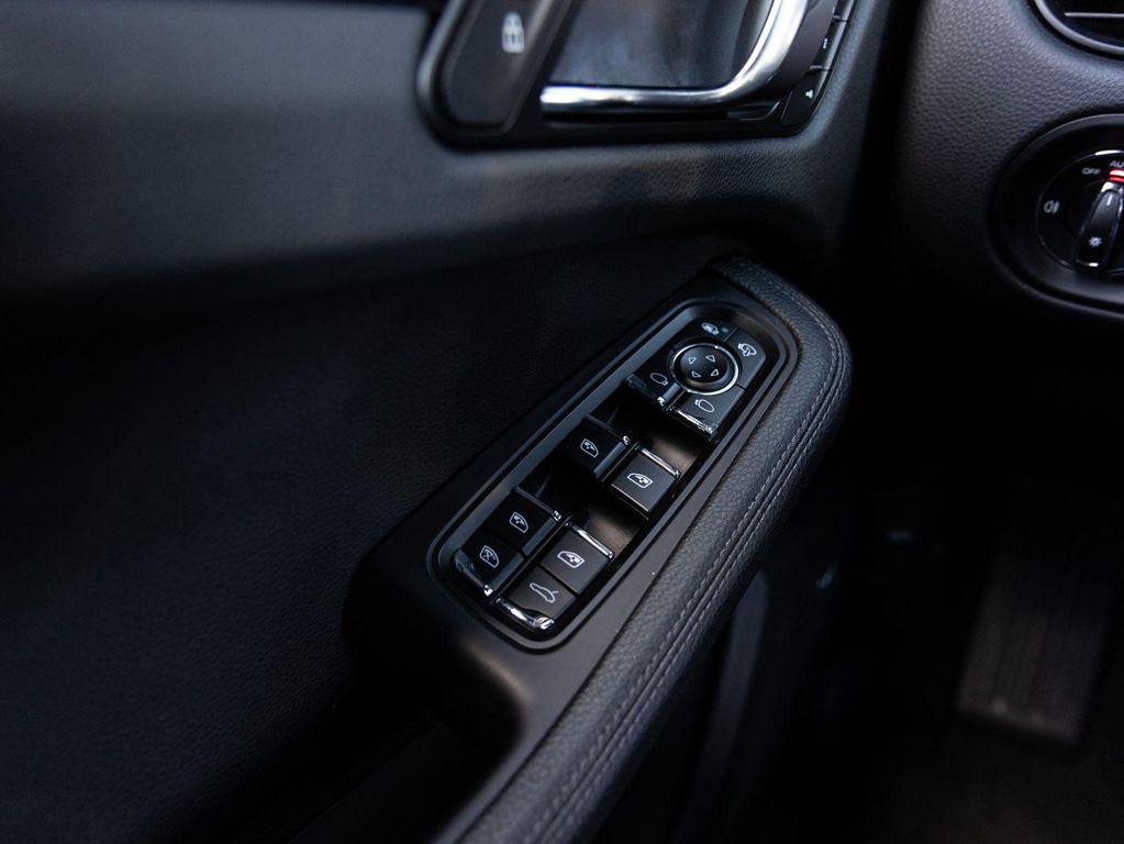 used 2020 Porsche Macan car, priced at $33,991