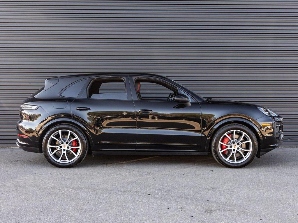 used 2025 Porsche Cayenne car, priced at $109,991