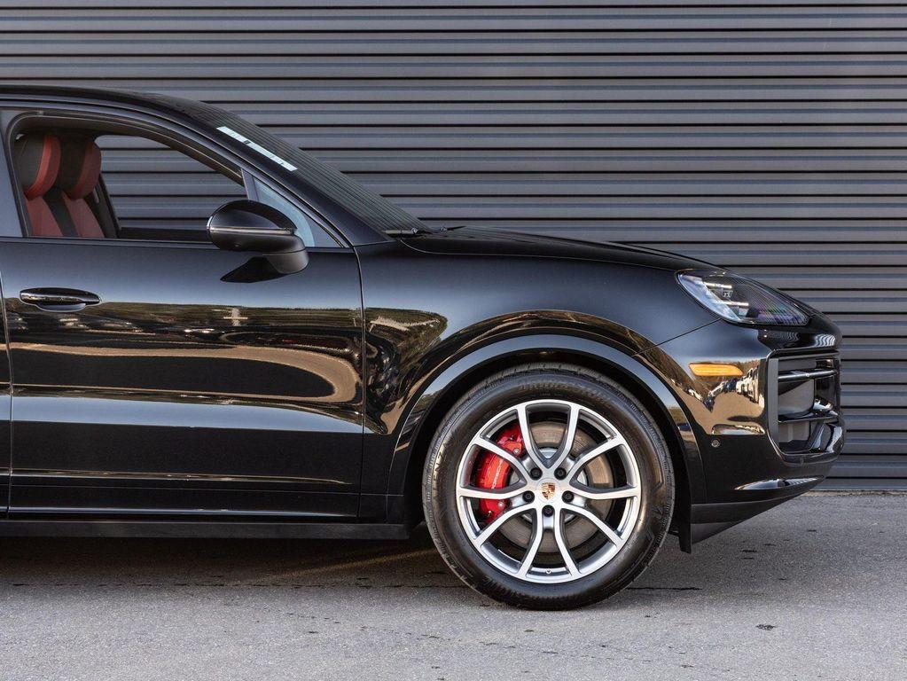 used 2025 Porsche Cayenne car, priced at $109,991