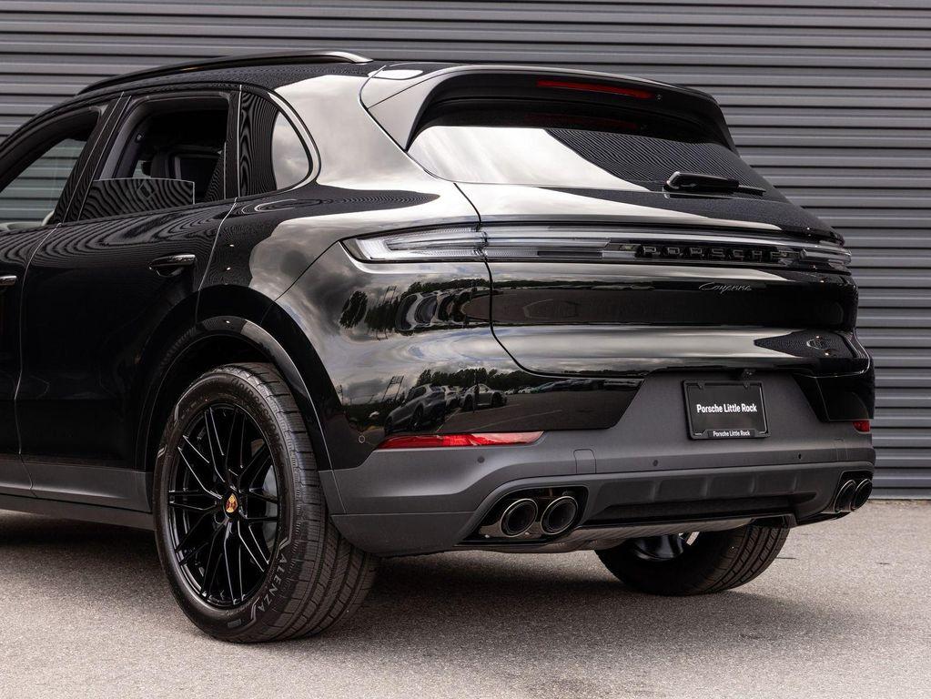 new 2026 Porsche Cayenne car, priced at $116,600