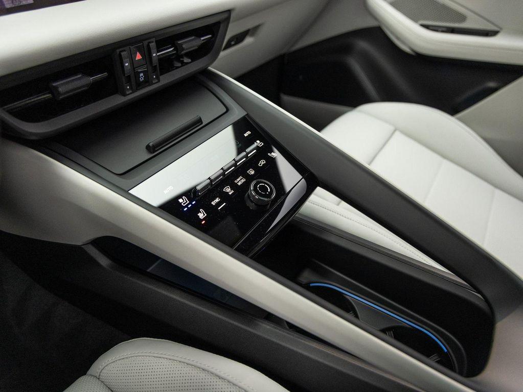 new 2025 Porsche Macan car, priced at $103,525