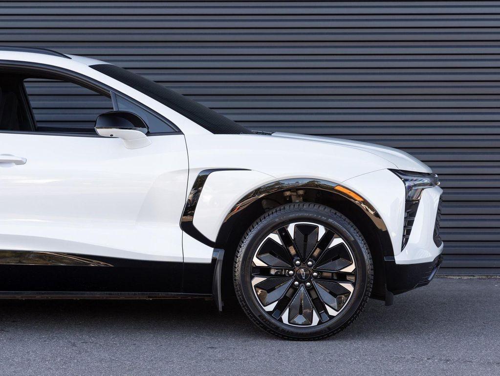 used 2024 Chevrolet Blazer EV car, priced at $24,991
