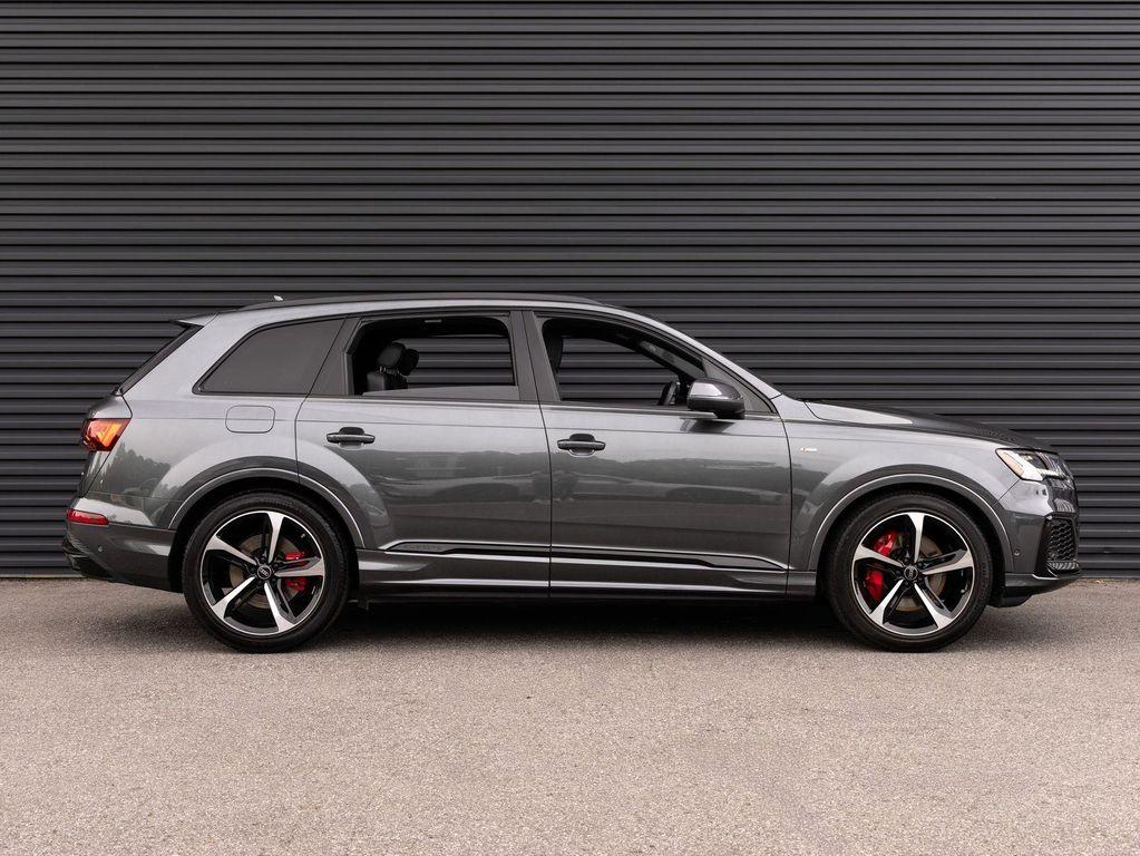 used 2024 Audi Q7 car, priced at $54,991