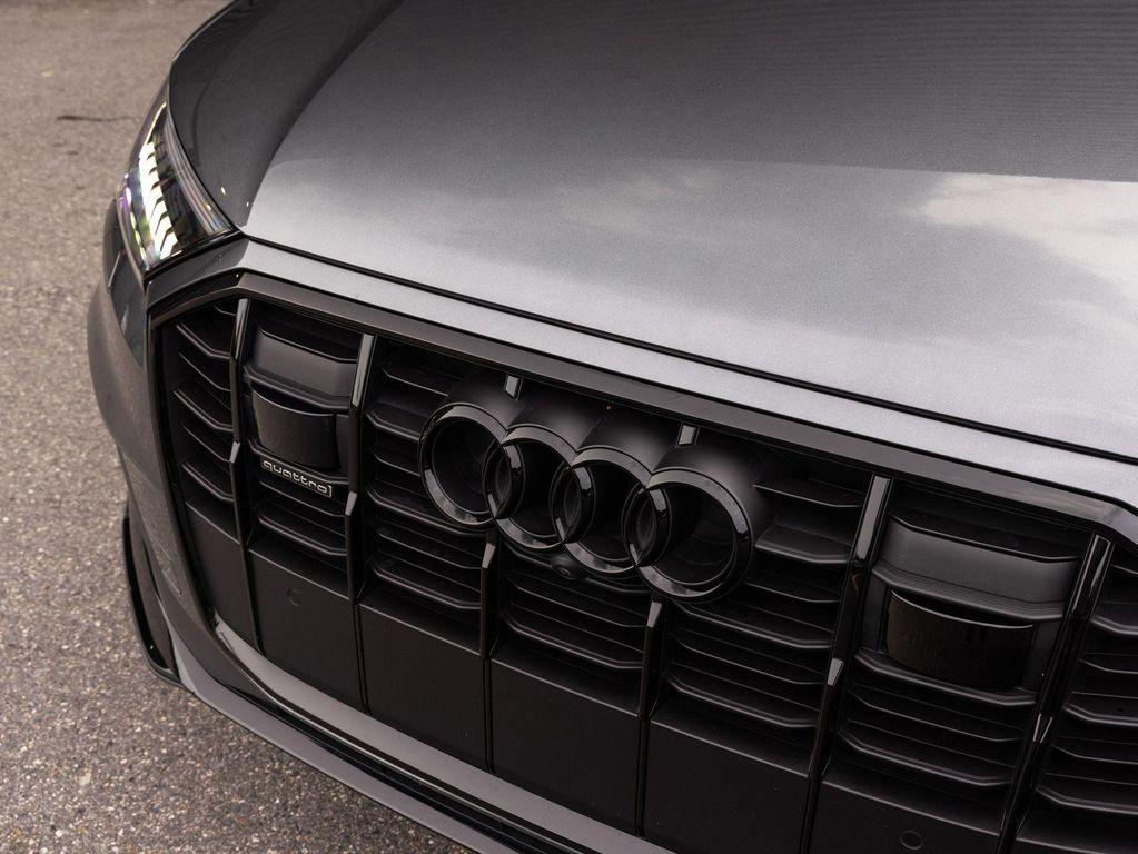 used 2024 Audi Q7 car, priced at $54,991