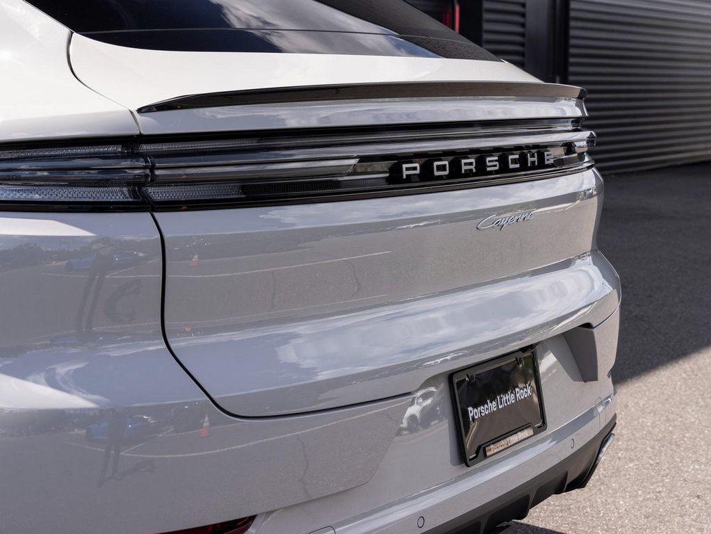 used 2025 Porsche Cayenne car, priced at $111,999