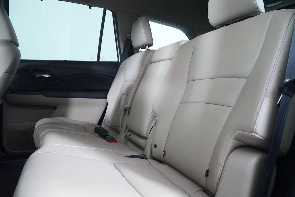 used 2017 Honda Pilot car, priced at $21,541