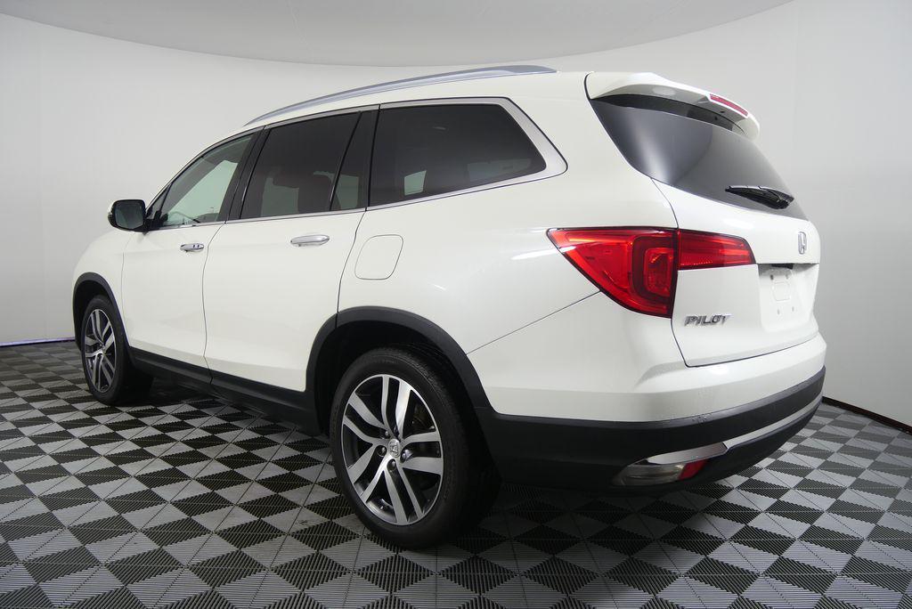used 2017 Honda Pilot car, priced at $21,541
