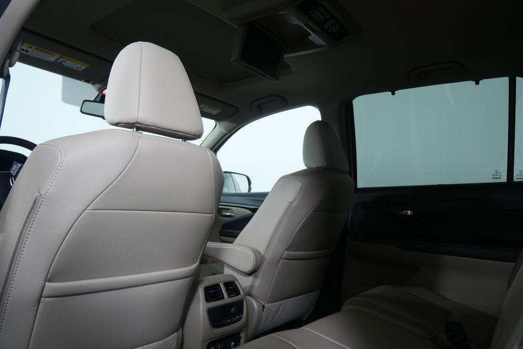 used 2017 Honda Pilot car, priced at $21,541