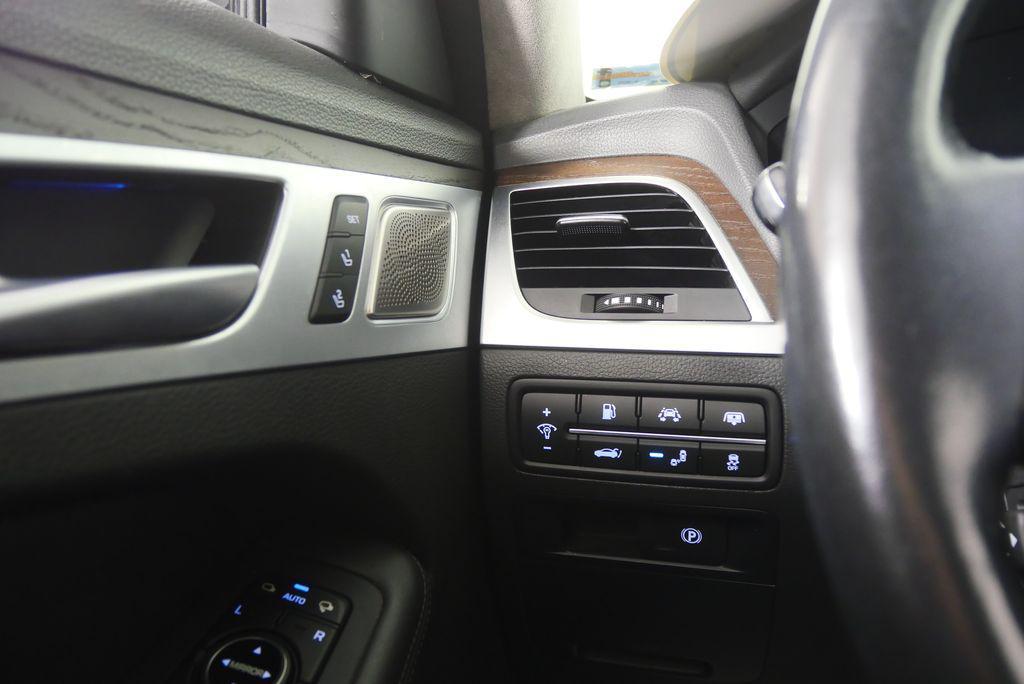 used 2019 Genesis G80 car, priced at $23,944