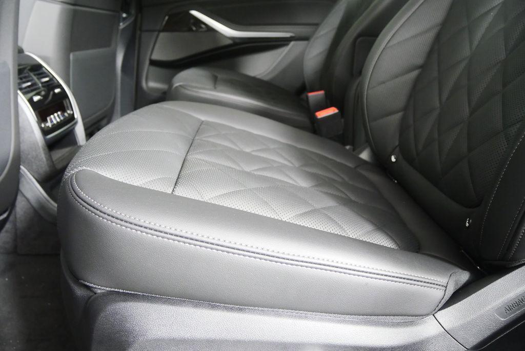 new 2027 BMW X7 car, priced at $95,930