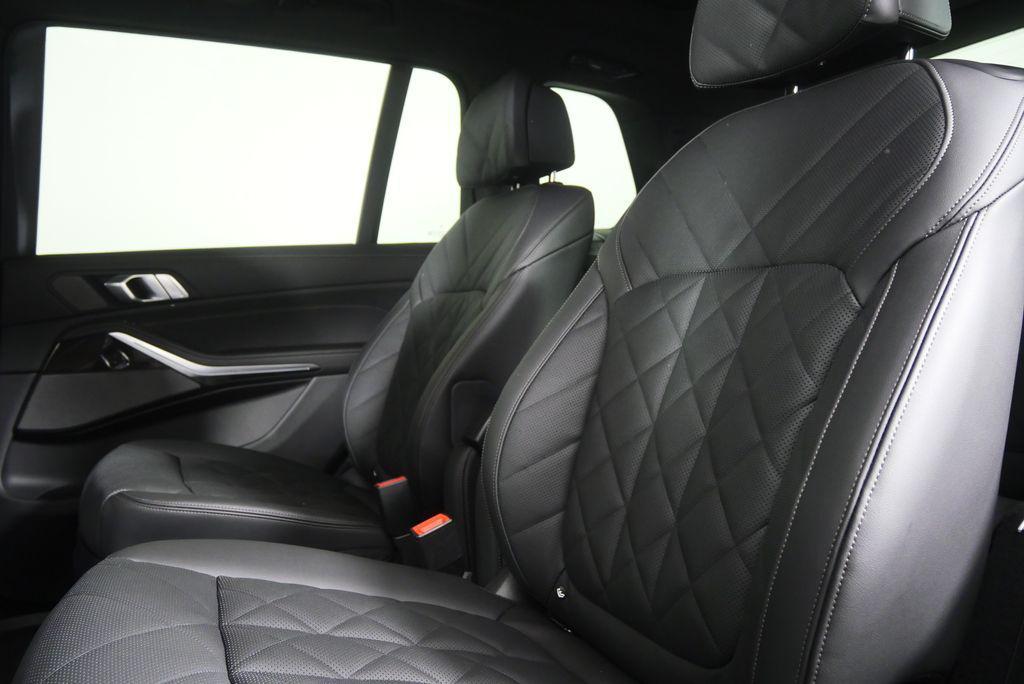 new 2027 BMW X7 car, priced at $95,930