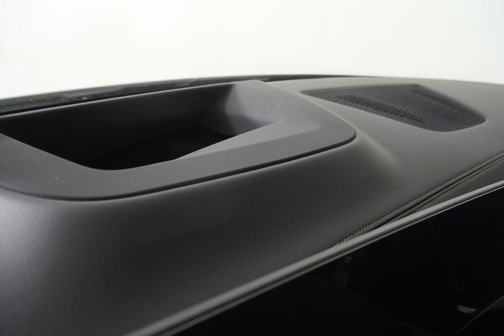 new 2027 BMW X7 car, priced at $95,930