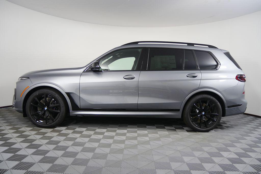 used 2026 BMW X7 car, priced at $100,886