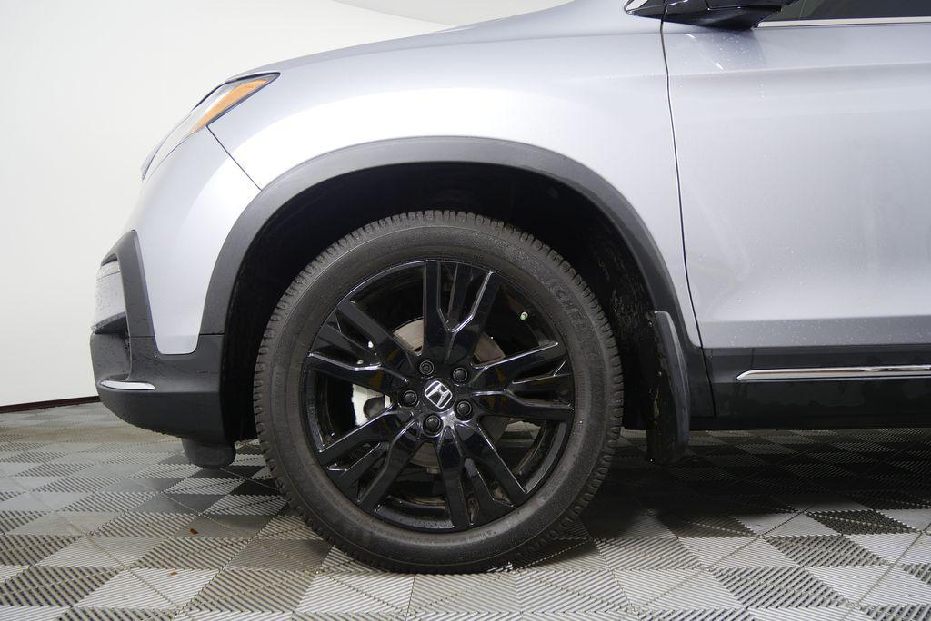 used 2022 Honda Pilot car, priced at $27,944