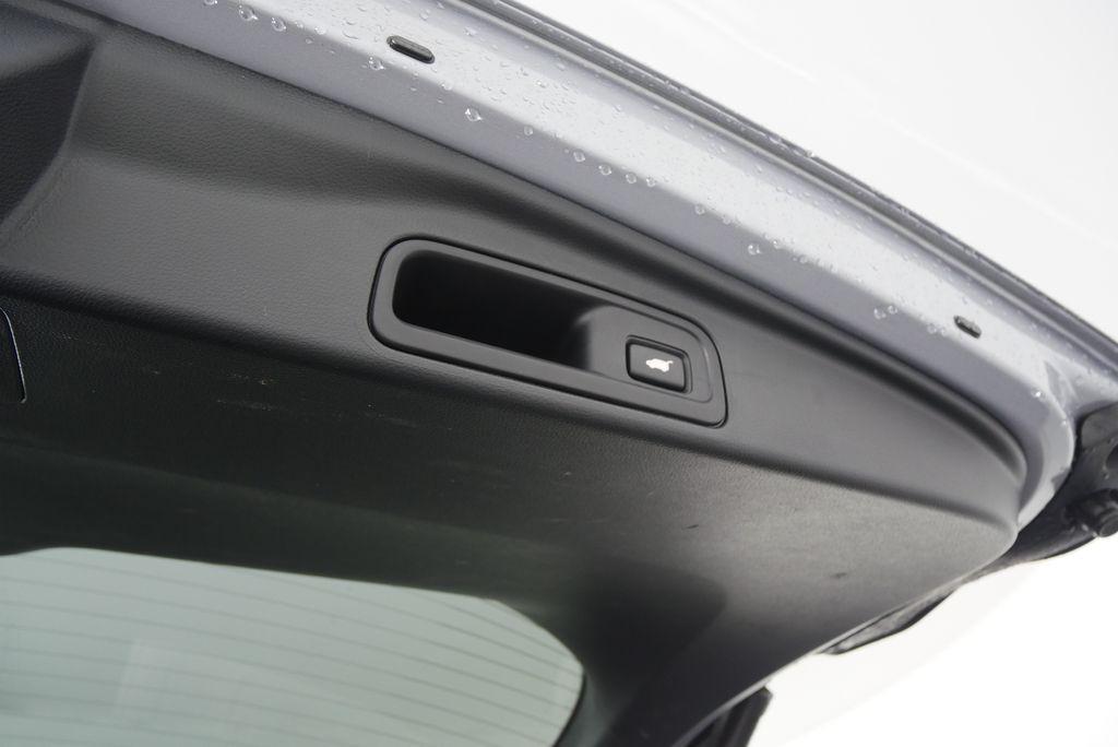 used 2022 Honda Pilot car, priced at $27,944