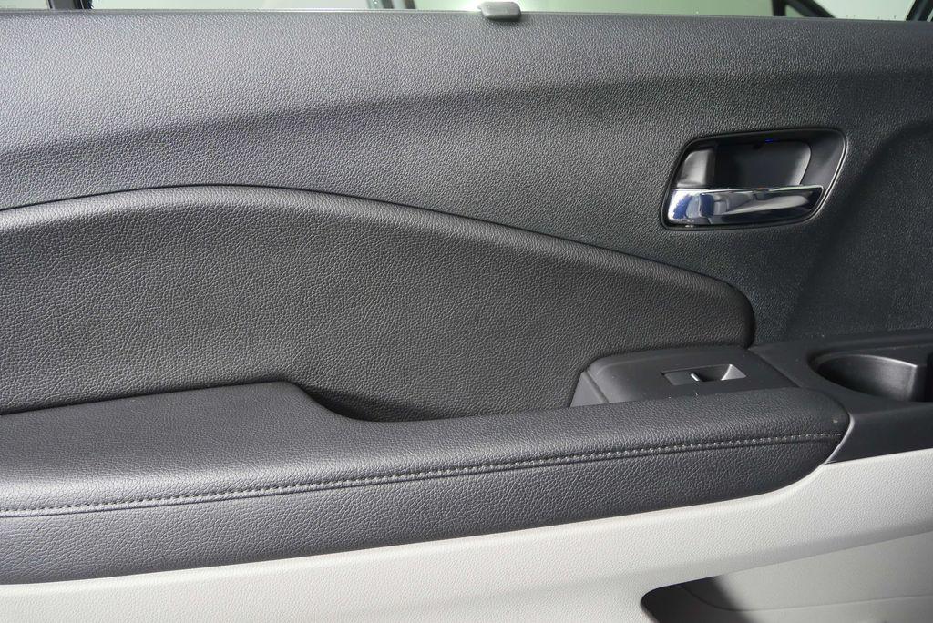 used 2022 Honda Pilot car, priced at $27,944