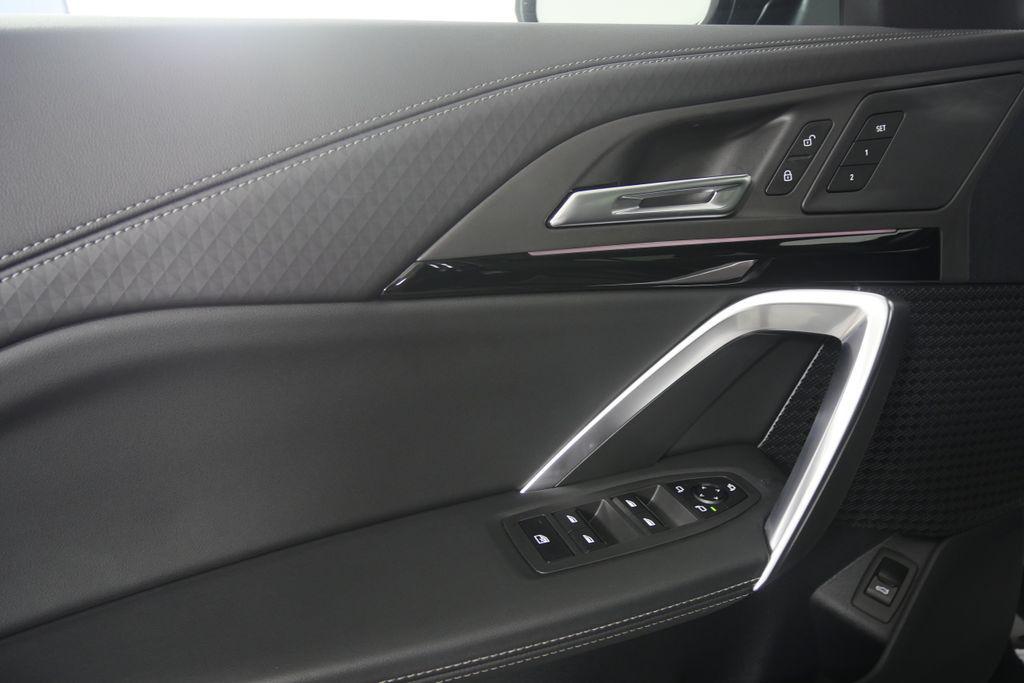 BMW X2 view 8