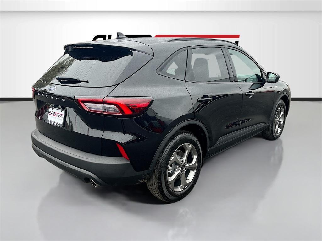 used 2025 Ford Escape car, priced at $21,000