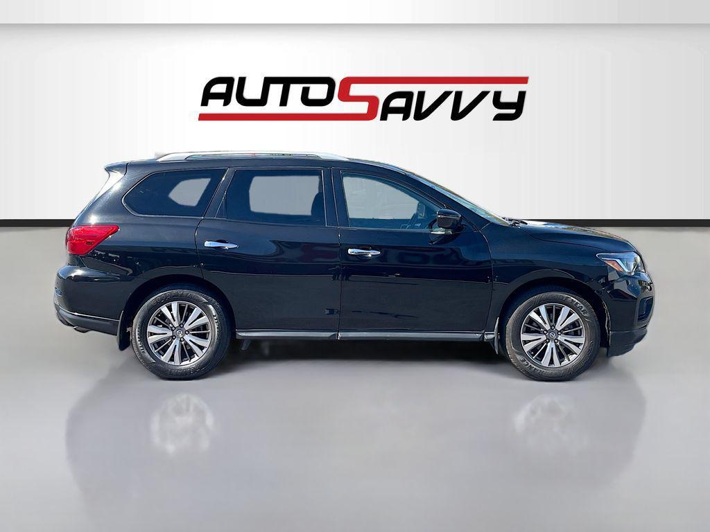 used 2020 Nissan Pathfinder car, priced at $13,900