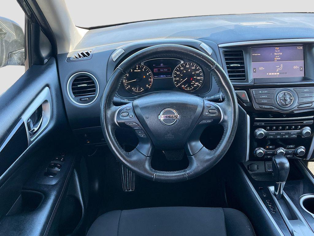 used 2020 Nissan Pathfinder car, priced at $13,900