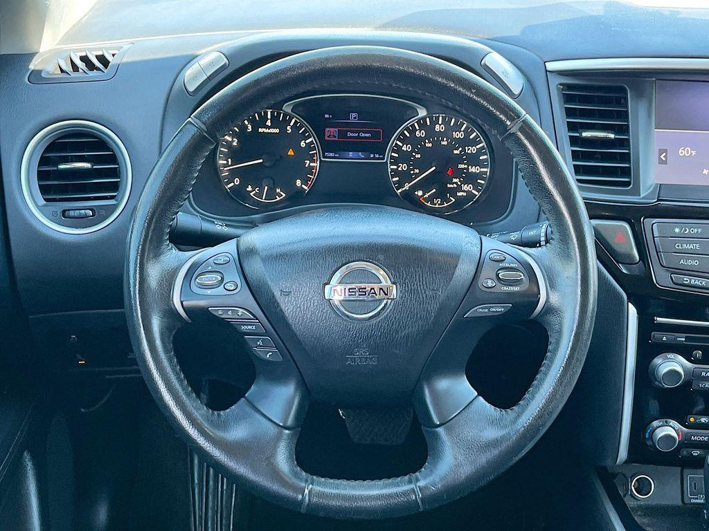 used 2020 Nissan Pathfinder car, priced at $13,900