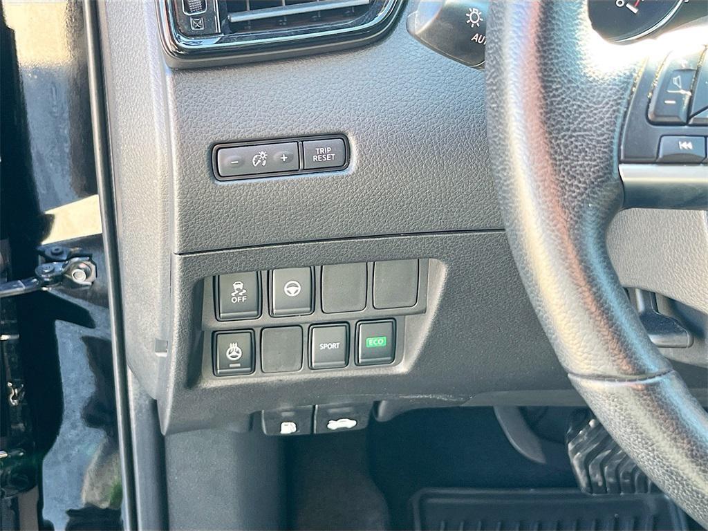 used 2022 Nissan Rogue Sport car, priced at $18,600