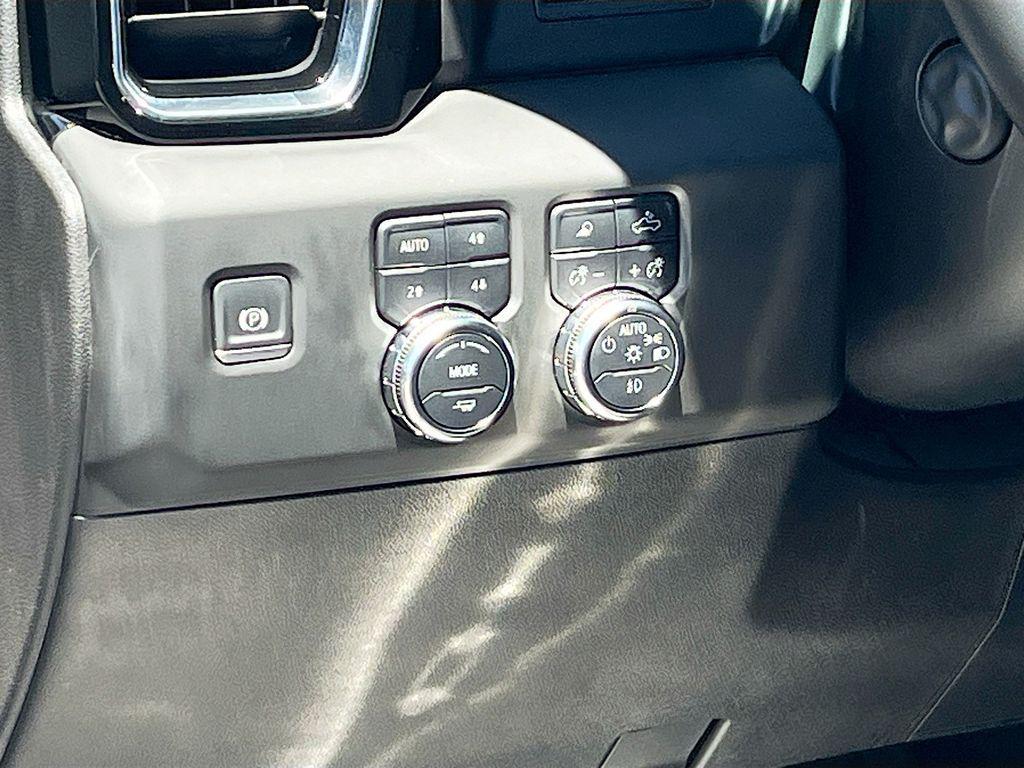 used 2025 GMC Sierra 1500 car, priced at $50,800