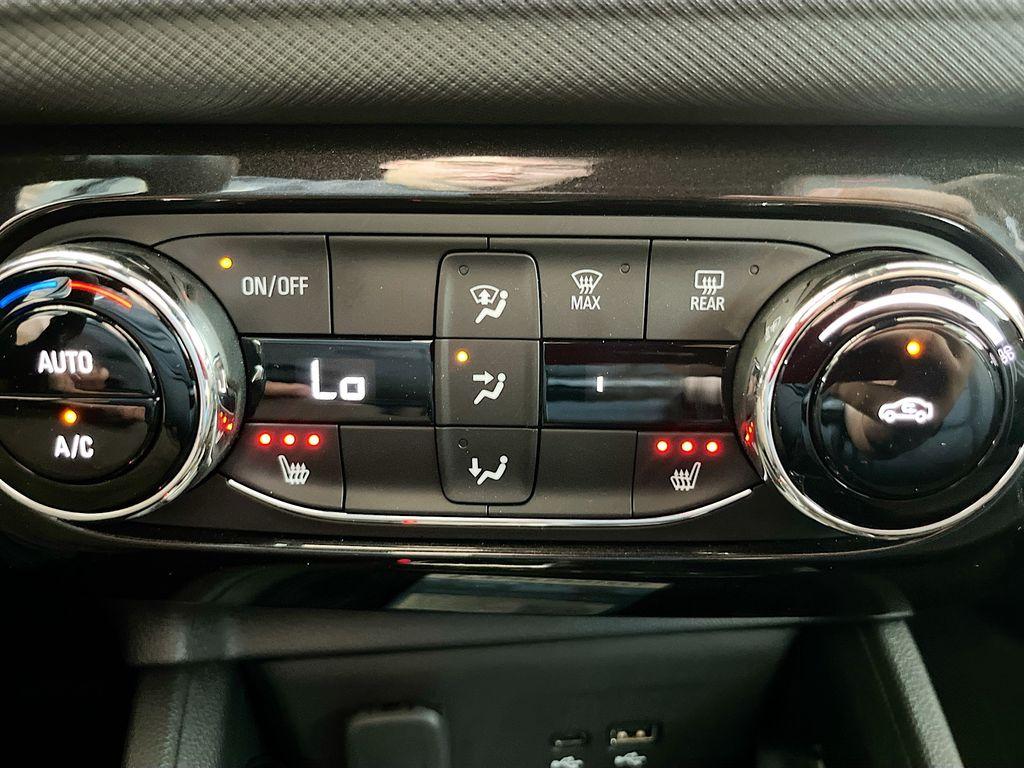 used 2025 Chevrolet TrailBlazer car, priced at $21,200