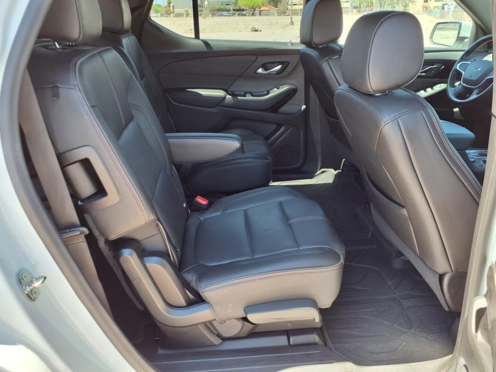 used 2022 Chevrolet Traverse car, priced at $25,300