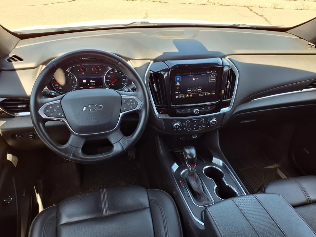 used 2022 Chevrolet Traverse car, priced at $25,300