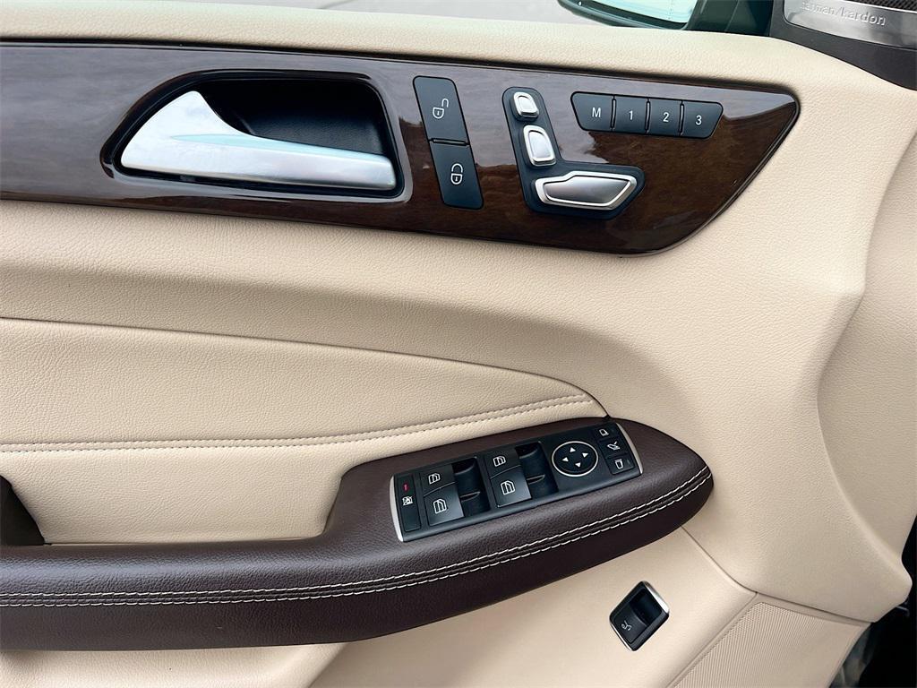 used 2017 Mercedes-Benz GLE 350 car, priced at $12,400