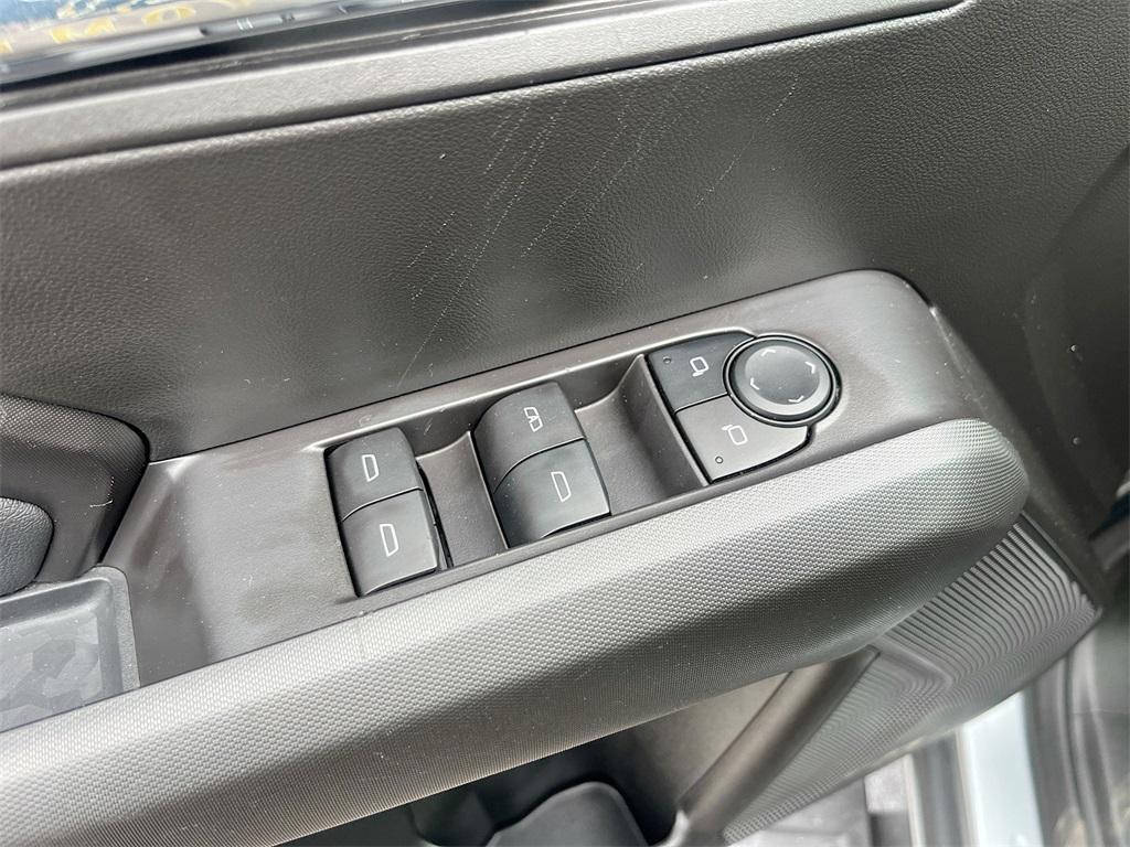 used 2024 GMC Canyon car, priced at $27,800