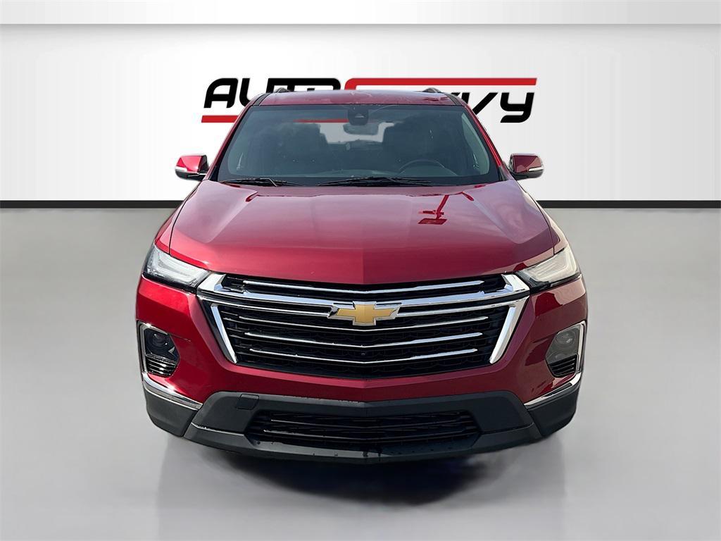 used 2022 Chevrolet Traverse car, priced at $22,600