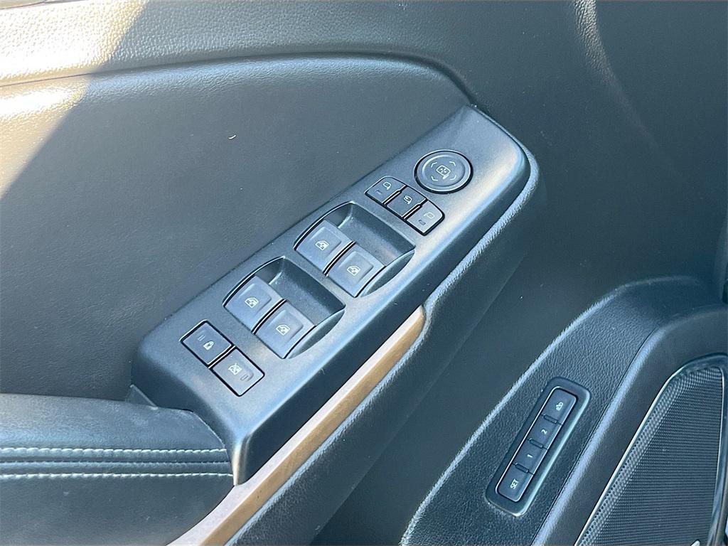 used 2020 GMC Yukon car, priced at $34,800