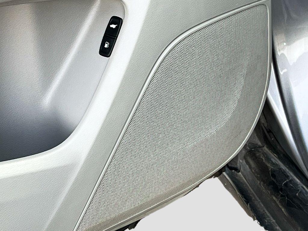used 2020 Acura MDX car, priced at $24,700