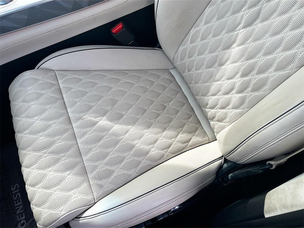 used 2025 Genesis GV70 car, priced at $44,000