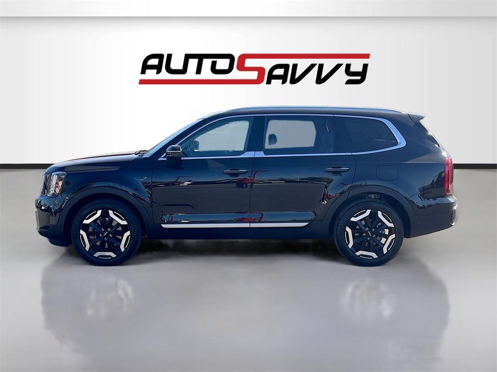 used 2025 Kia Telluride car, priced at $29,800