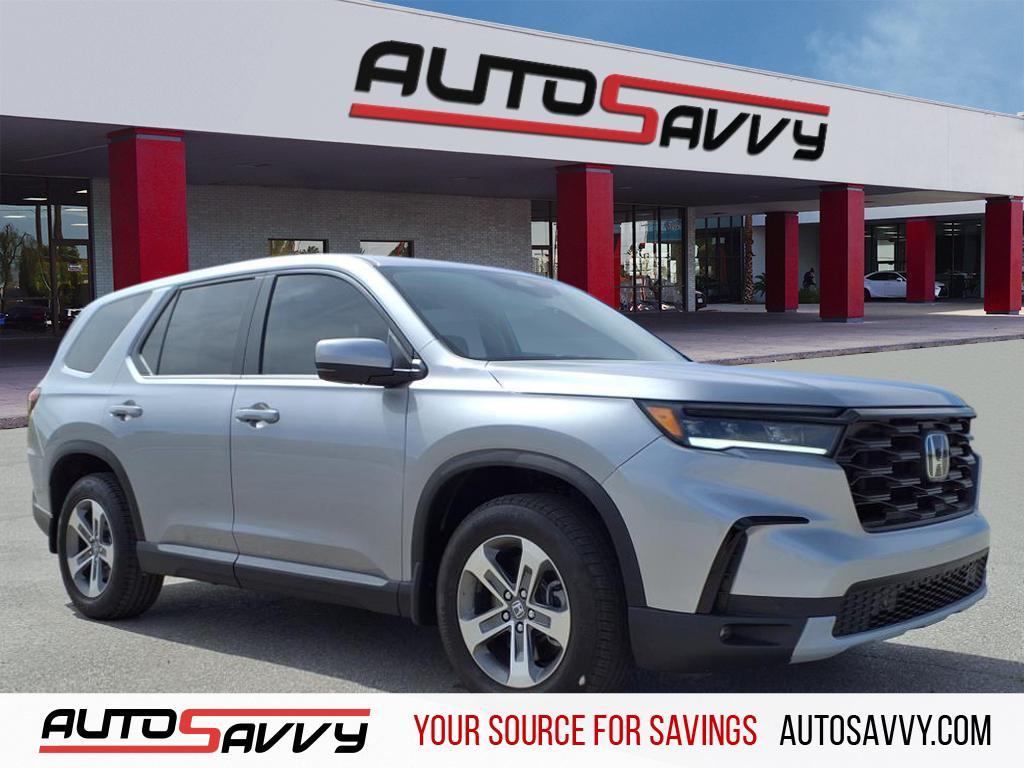 used 2023 Honda Pilot car, priced at $29,000