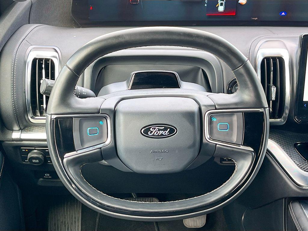 used 2025 Ford Expedition Max car, priced at $66,000
