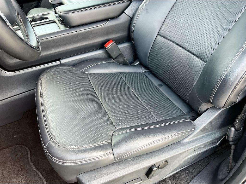 used 2025 Ford Expedition Max car, priced at $66,000