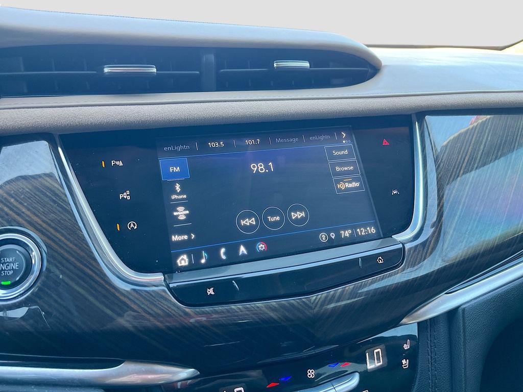 used 2024 Cadillac XT6 car, priced at $40,800