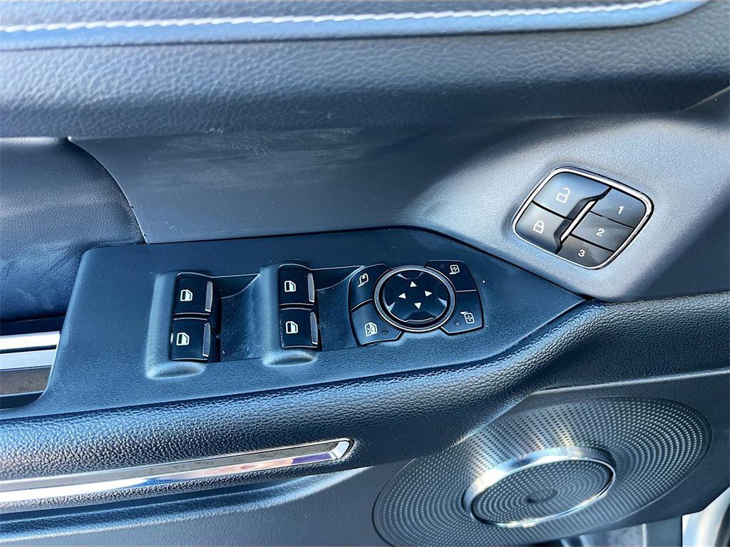 used 2023 Ford Expedition Max car, priced at $35,900