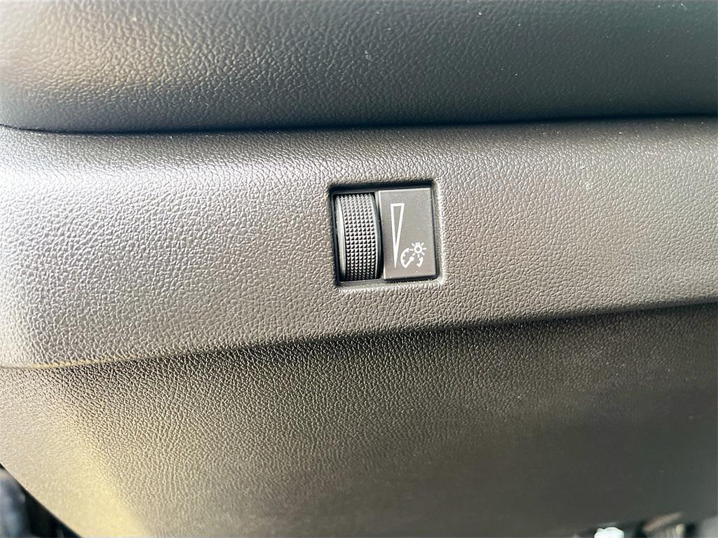 used 2024 Chevrolet Colorado car, priced at $25,500