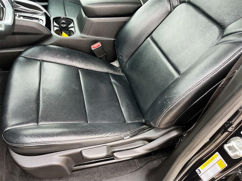 used 2024 Chevrolet Colorado car, priced at $25,500