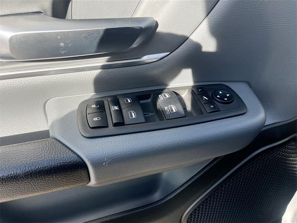 used 2022 Ram 1500 car, priced at $31,900