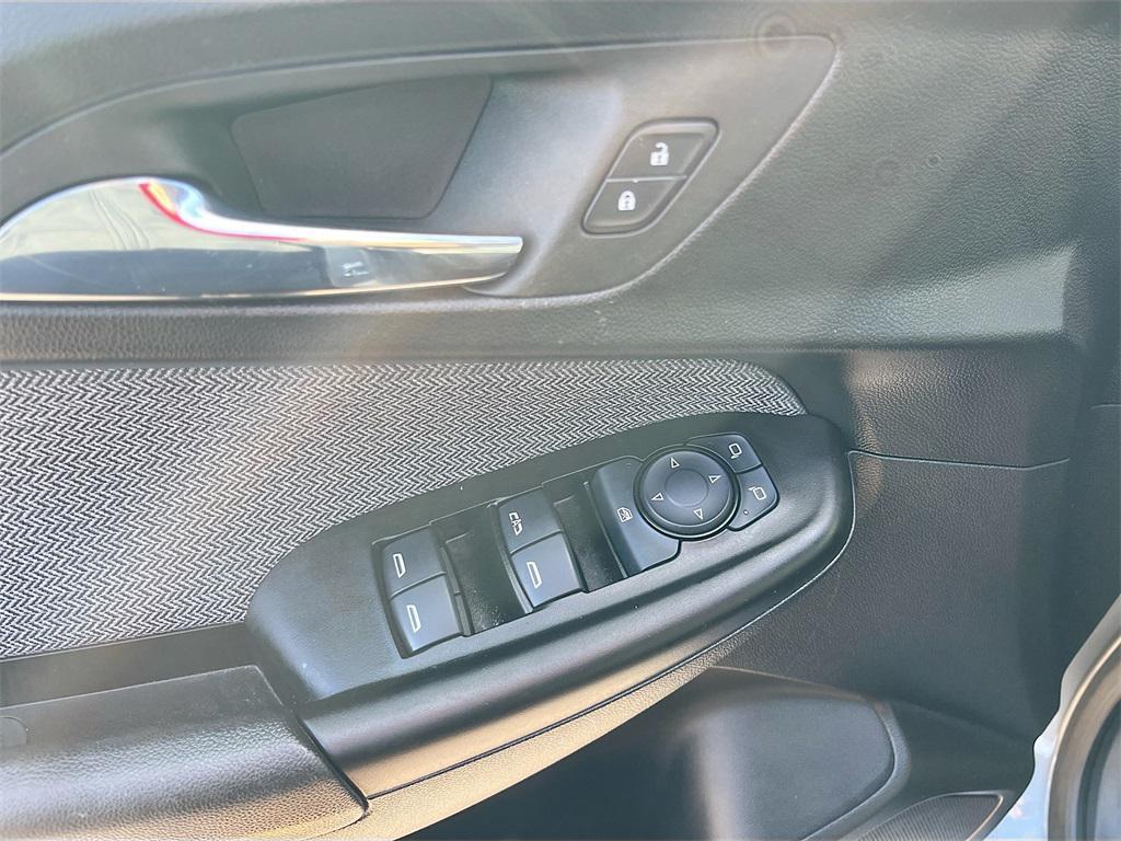 used 2023 Chevrolet TrailBlazer car, priced at $17,700