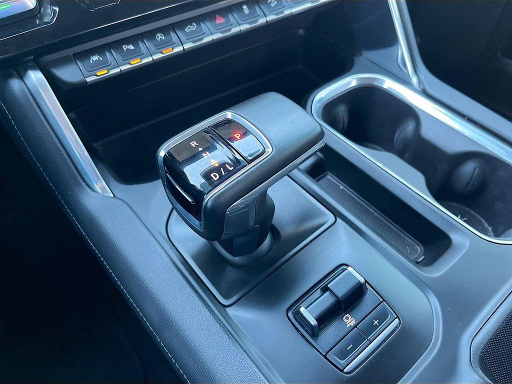 used 2024 GMC Sierra 1500 car, priced at $44,500