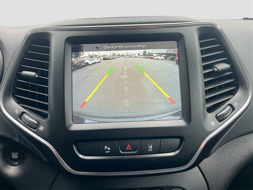 used 2022 Jeep Cherokee car, priced at $18,400