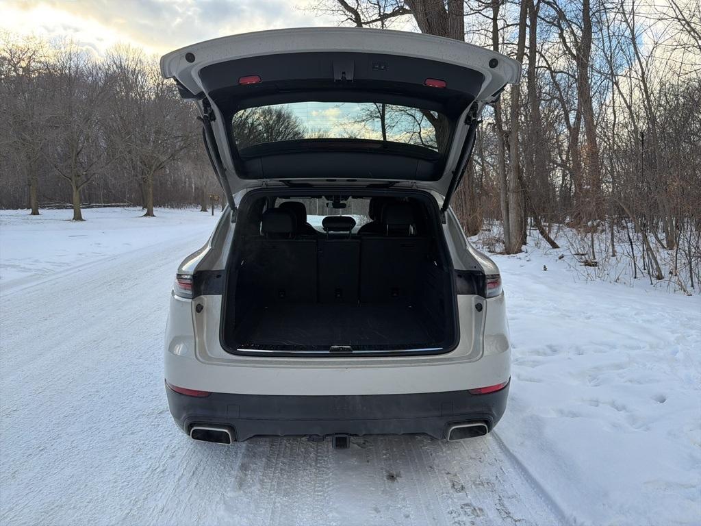 used 2020 Porsche Cayenne car, priced at $45,910