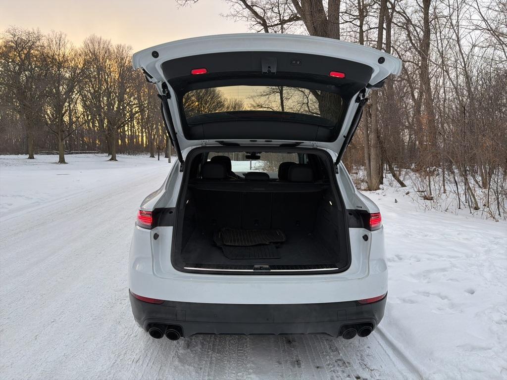 used 2023 Porsche Cayenne car, priced at $64,720